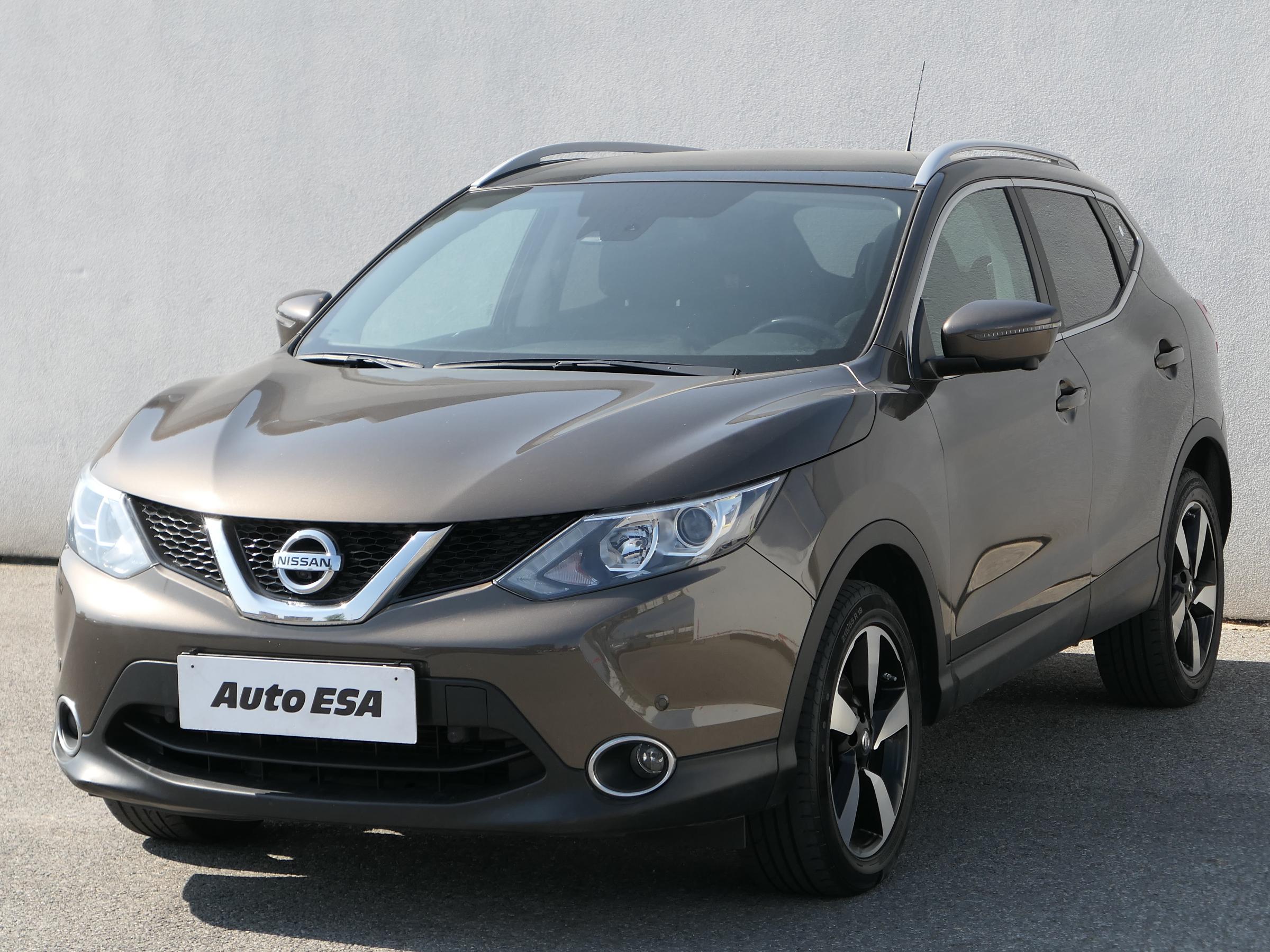 Nissan Qashqai, 2015 - pohled č. 3