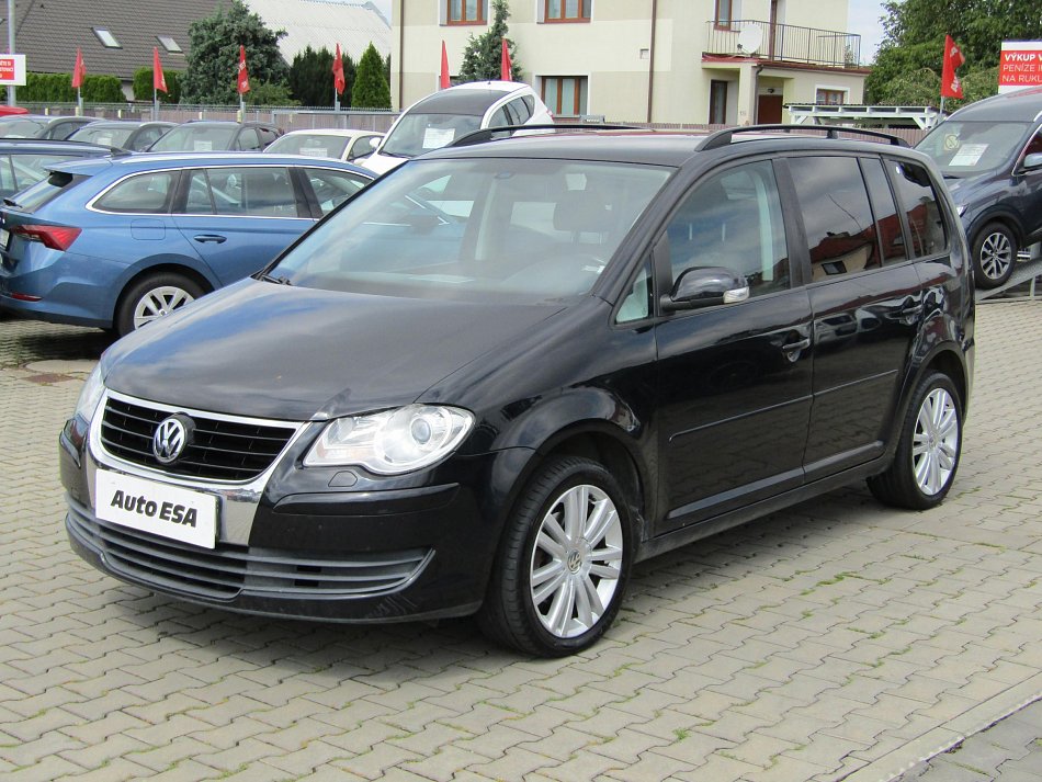 Volkswagen Touran 2.0 TDi 