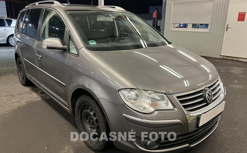 Volkswagen Touran 2.0TDi 