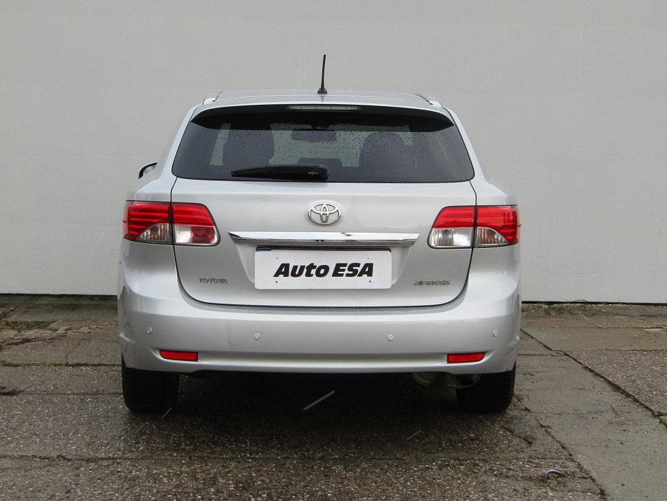 Toyota Avensis 1.8VVT-i 