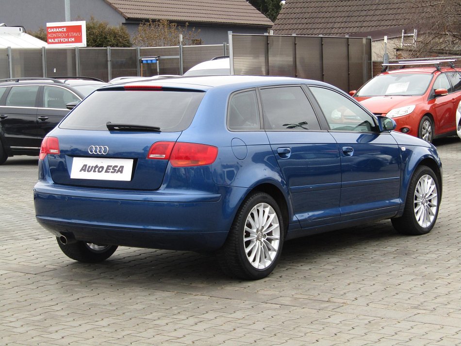 Audi A3 1.6i Attraction