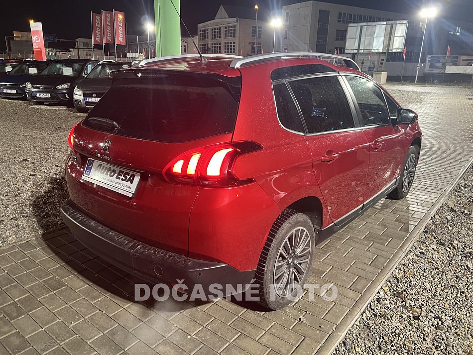 Peugeot 2008 1.2 VTi 