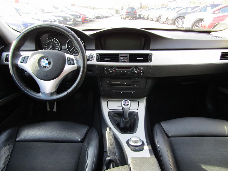 BMW Řada 3 2.5i  325i