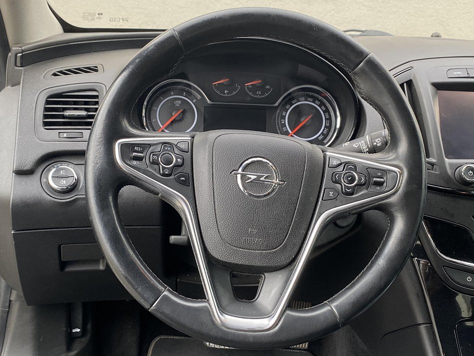 Opel Insignia 2.0 CDTi 