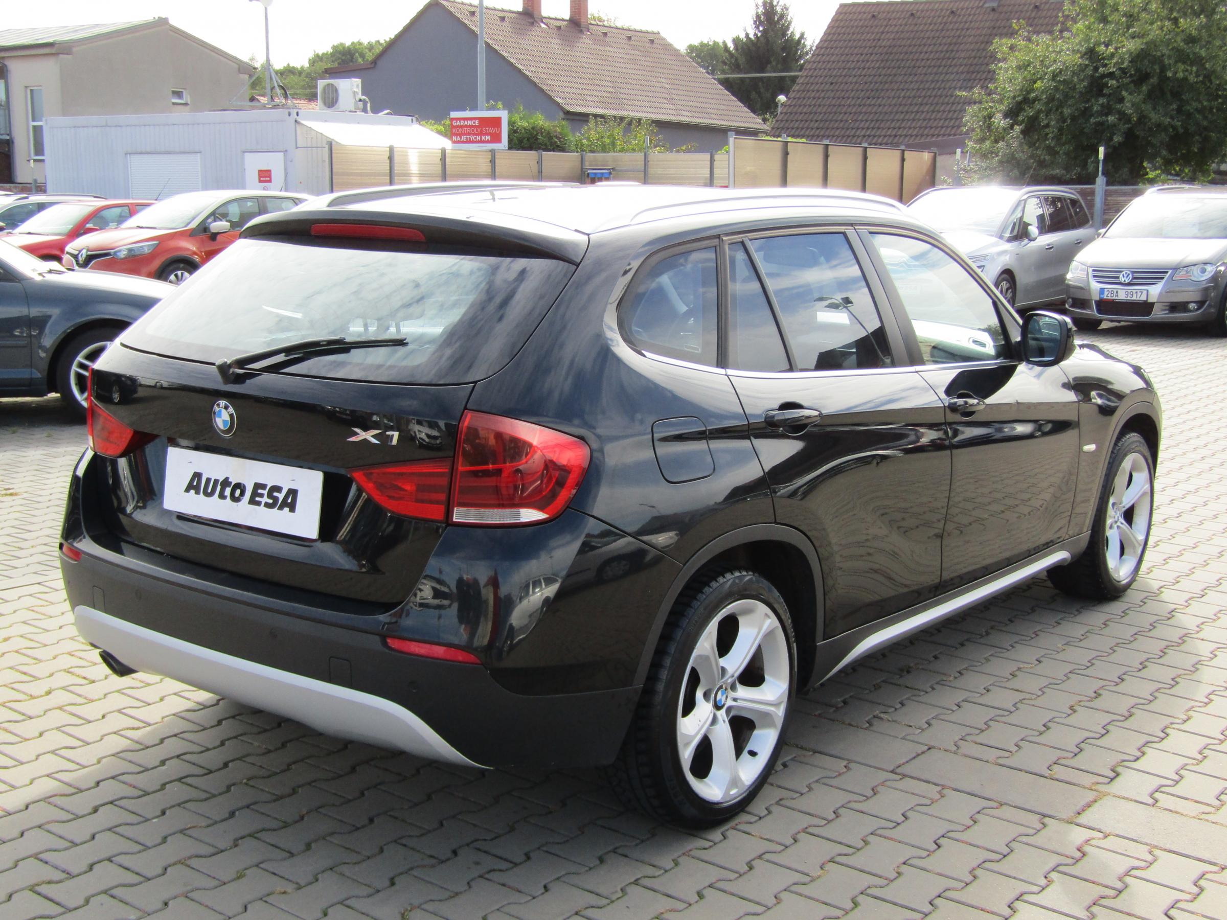 BMW X1, 2012 - pohled č. 4