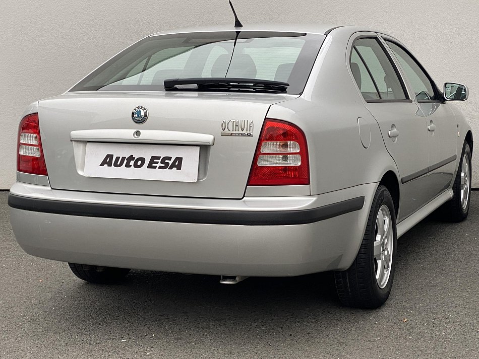 Škoda Octavia 2.0i 