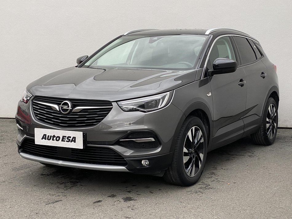 Opel Grandland X 1.2PT Innovation