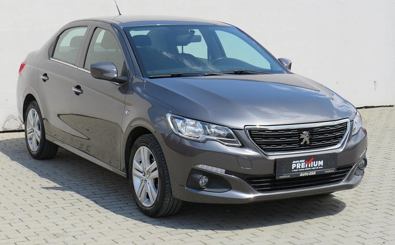 Peugeot 301 1.2 PT 