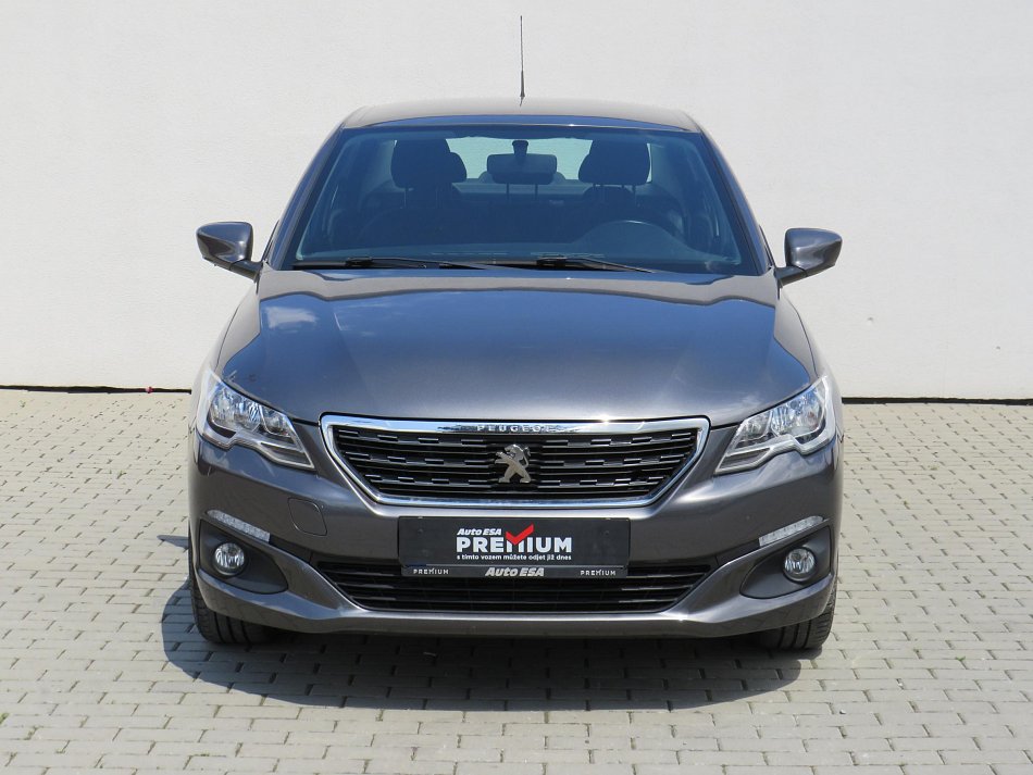 Peugeot 301 1.2 PT 