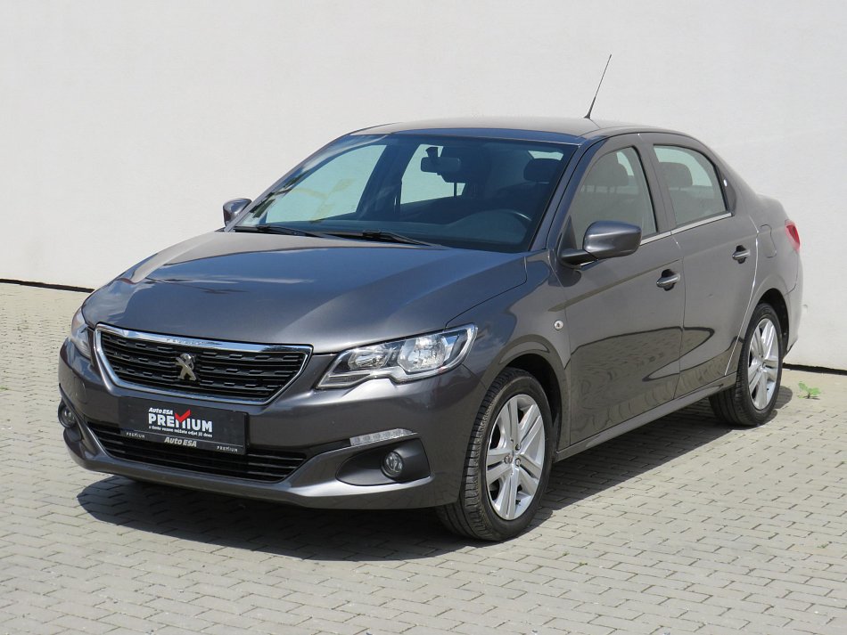 Peugeot 301 1.2 PT 