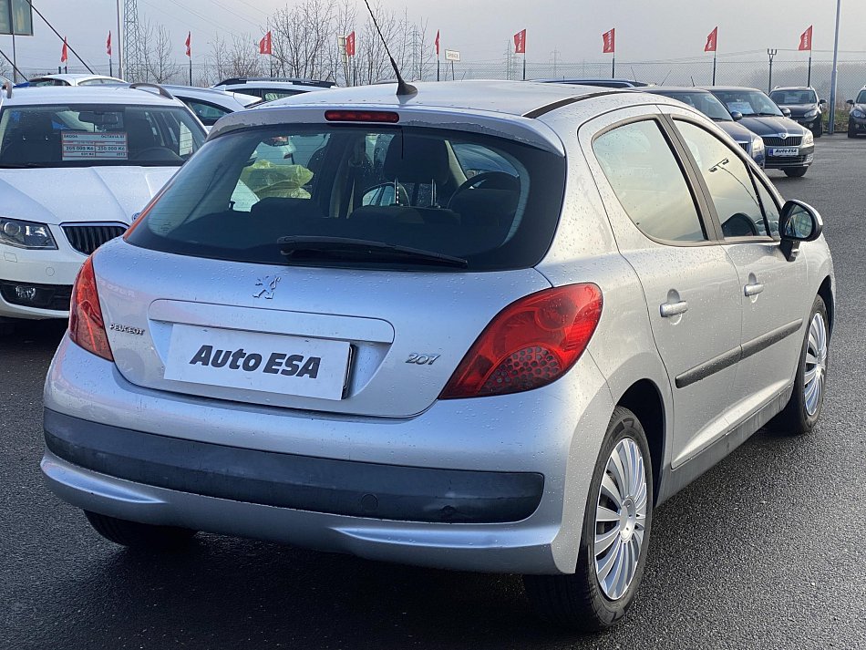 Peugeot 207 1.6HDi 