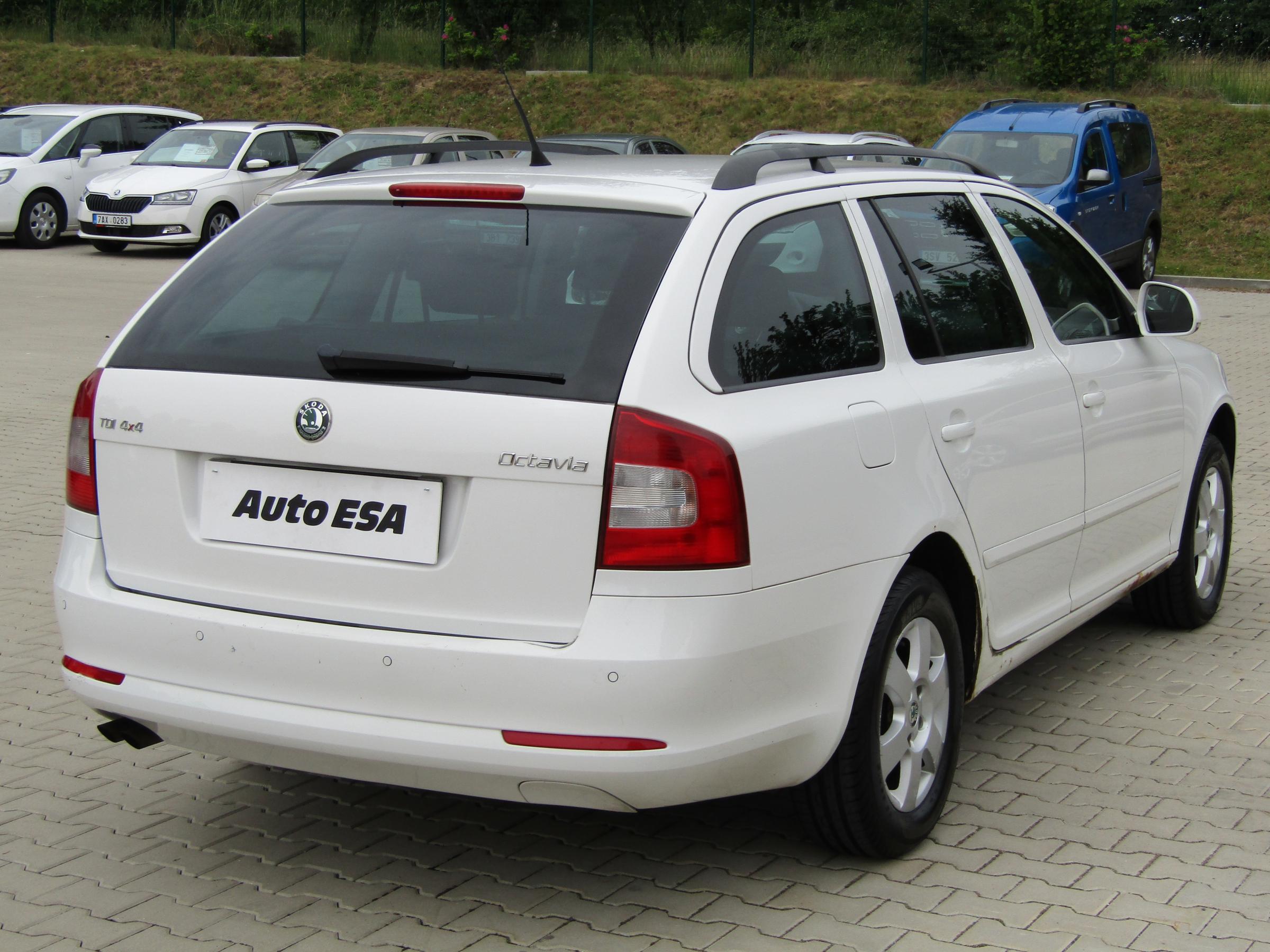 Škoda Octavia II, 2009 - pohled č. 4