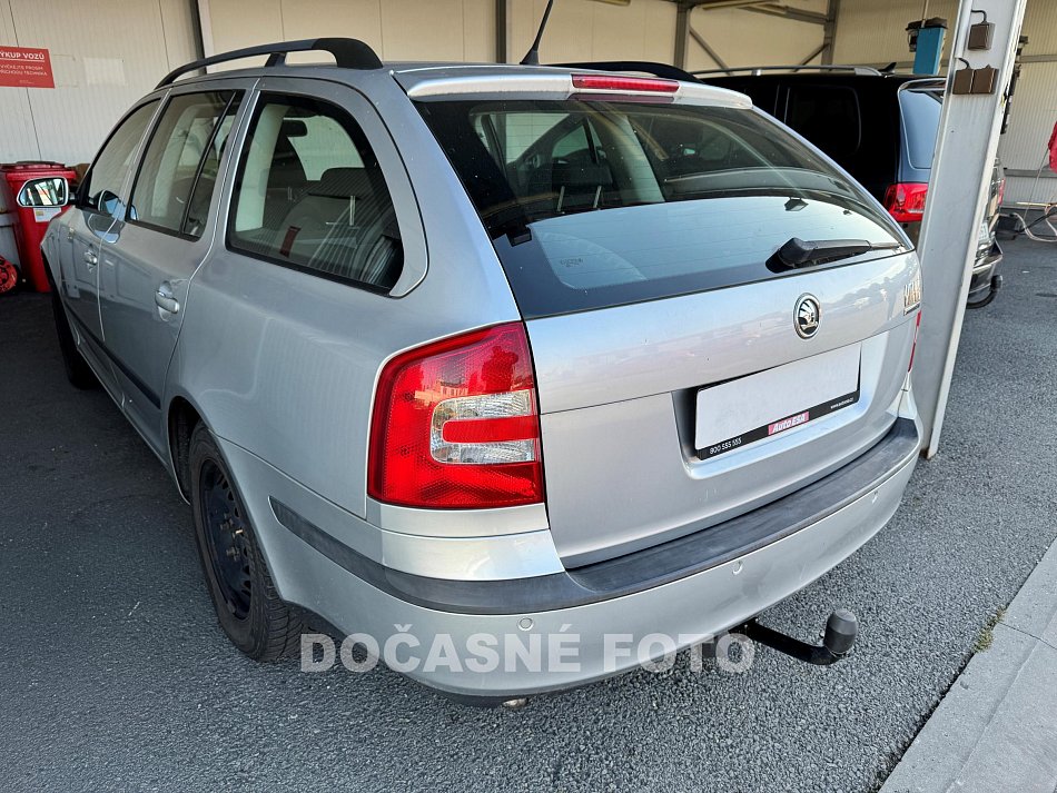 Škoda Octavia II 1.6 FSI 