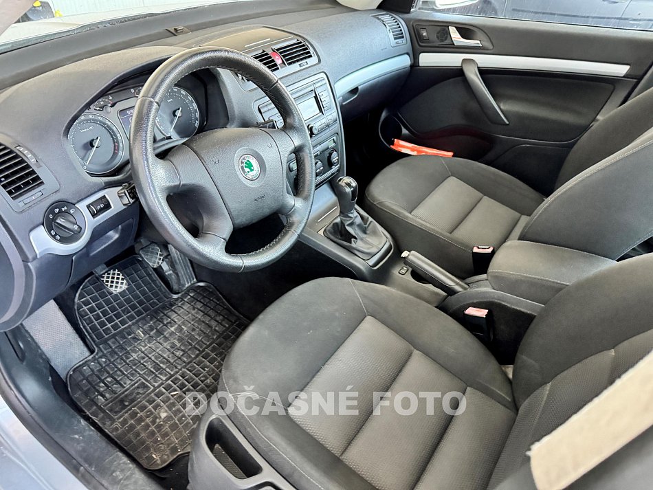 Škoda Octavia II 1.6 FSI 