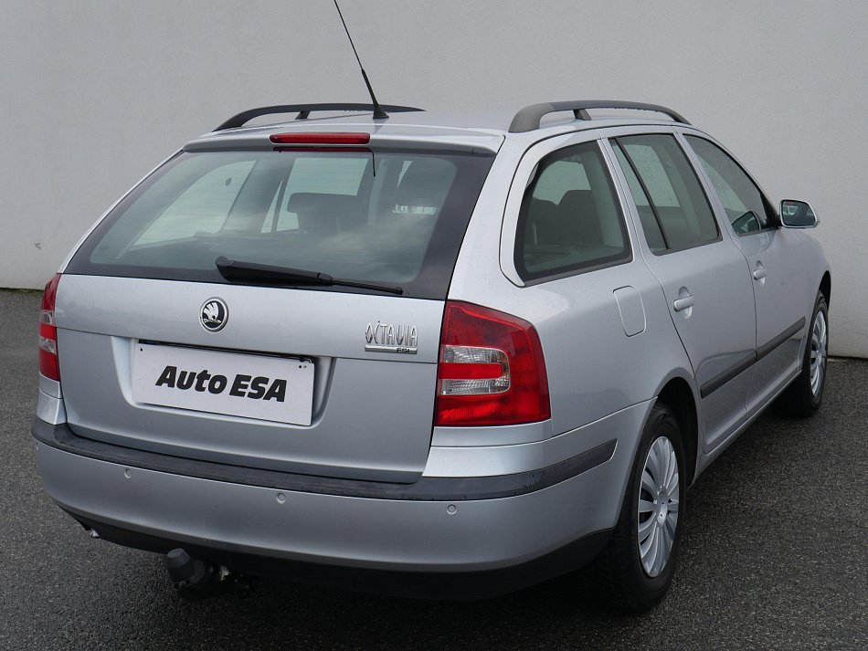 Škoda Octavia II 1.6 FSI 