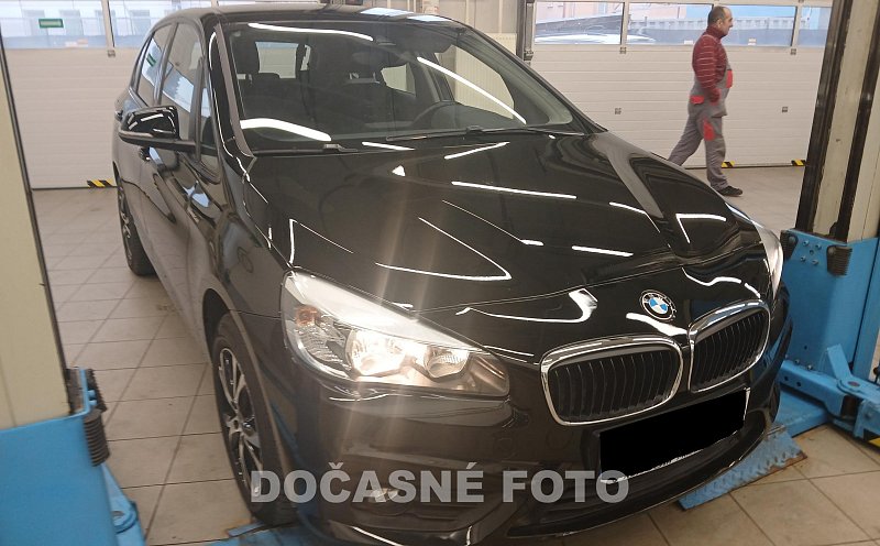 BMW Řada 2 1.5 i 