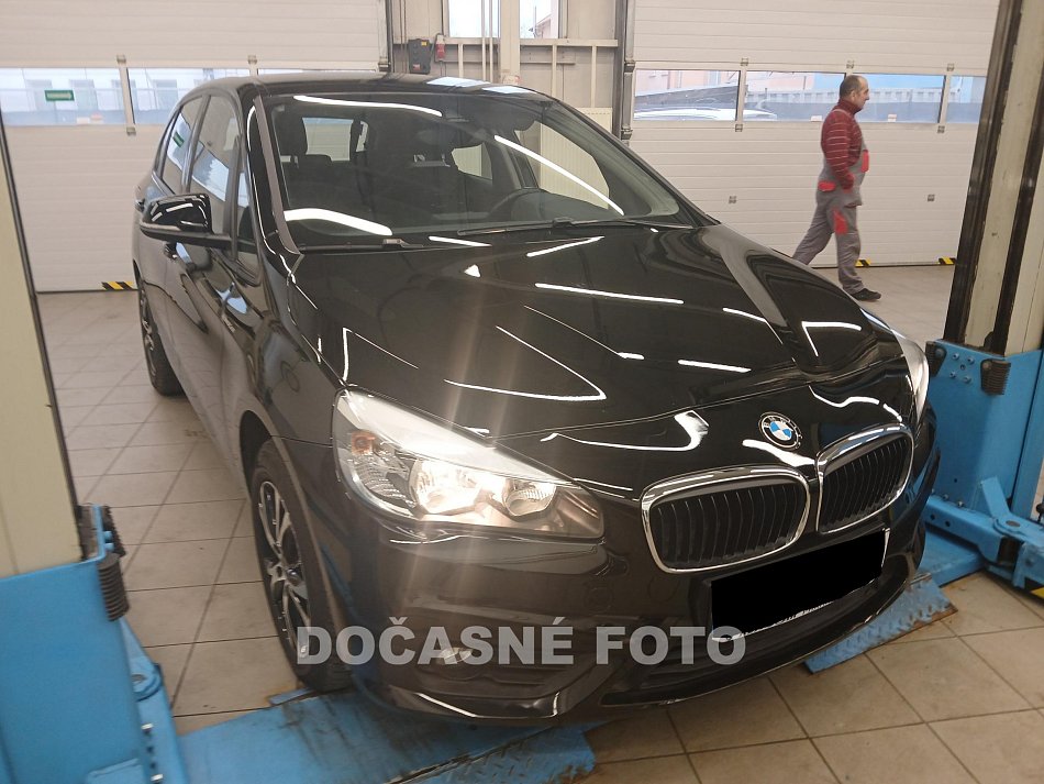 BMW Řada 2 1.5 i 