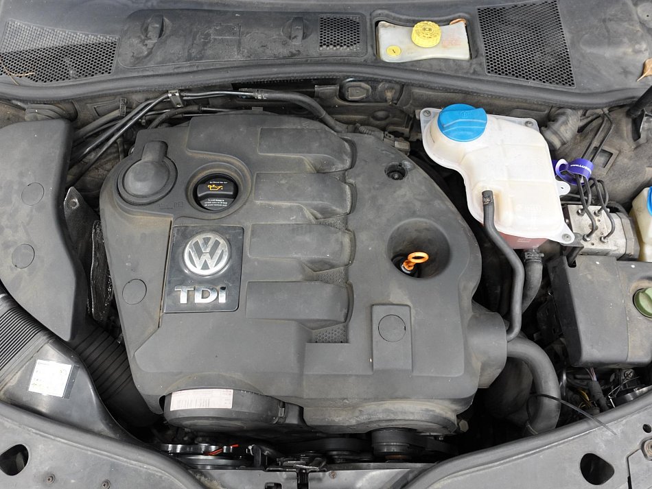 Volkswagen Passat 1.9TDi 