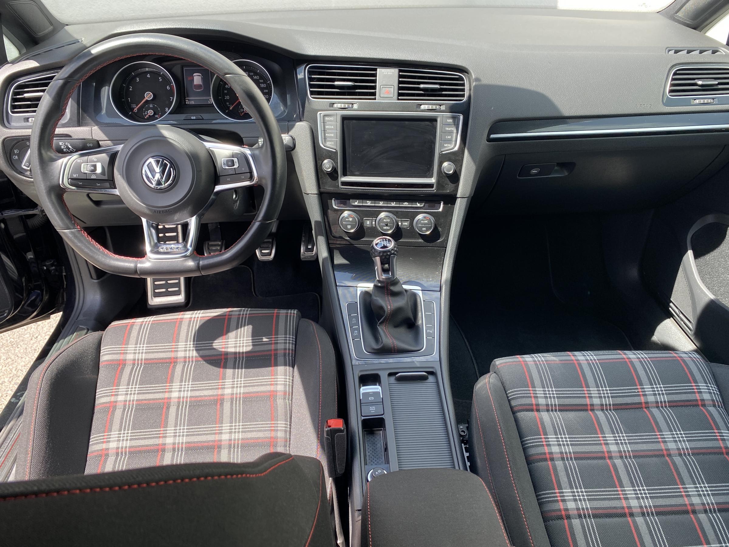 Volkswagen Golf, 2016 - pohled č. 9