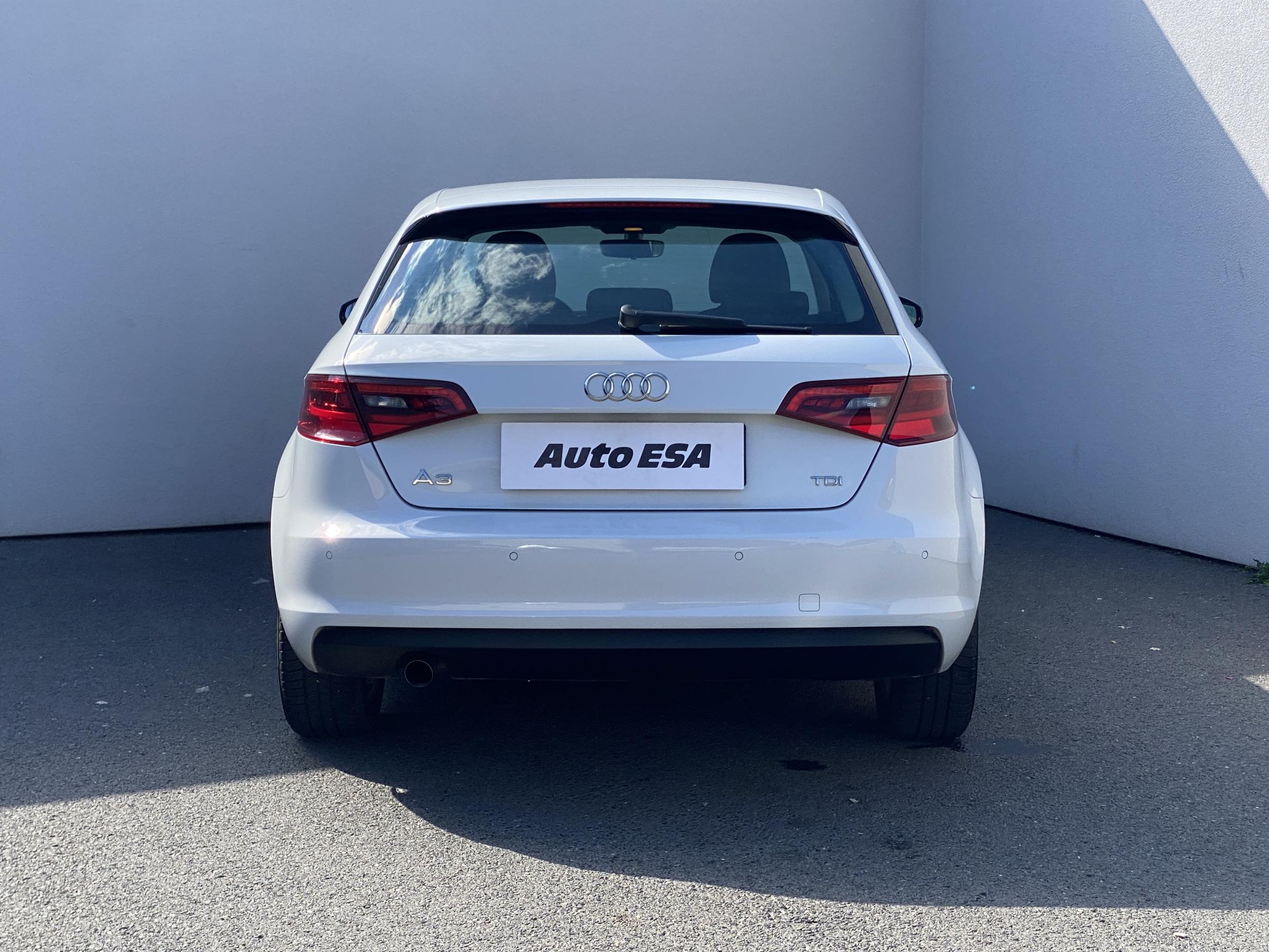 Audi A3, 2016 - pohled č. 5