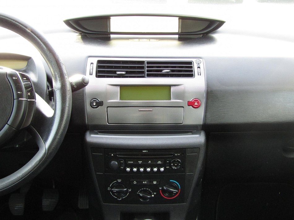 Citroën C4 1.6i 