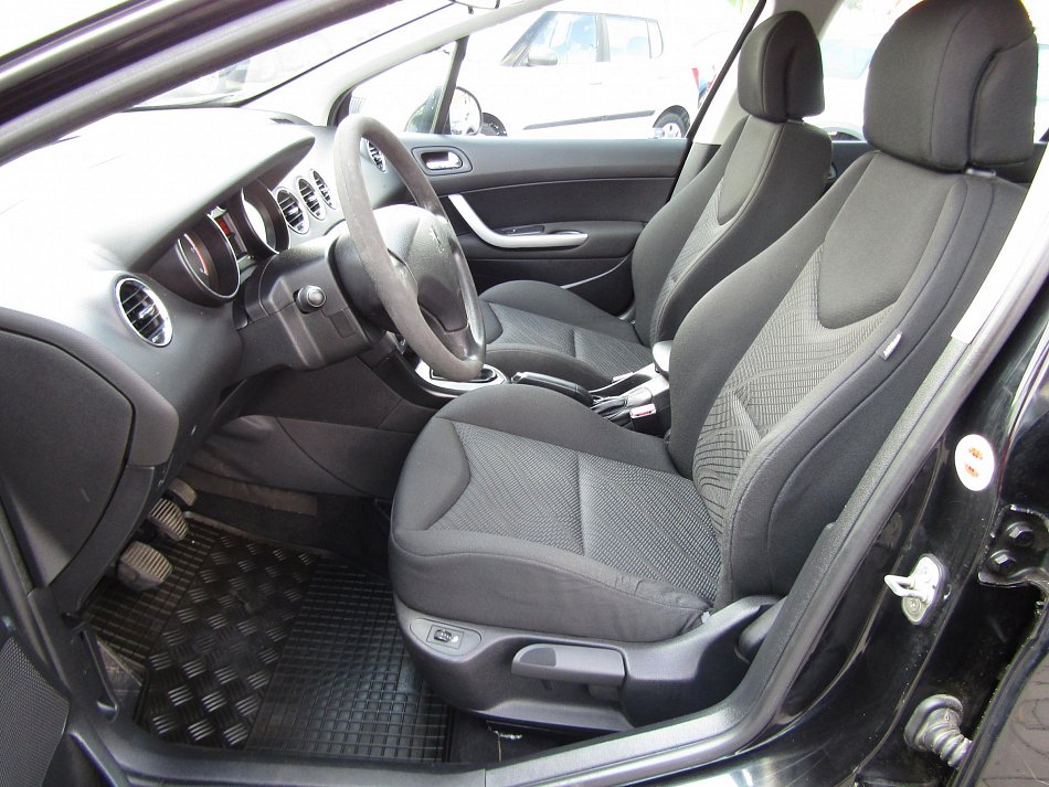 Peugeot 308 1.6 HDi 