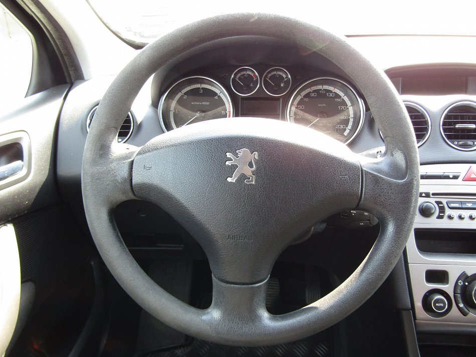 Peugeot 308 1.6 HDi 