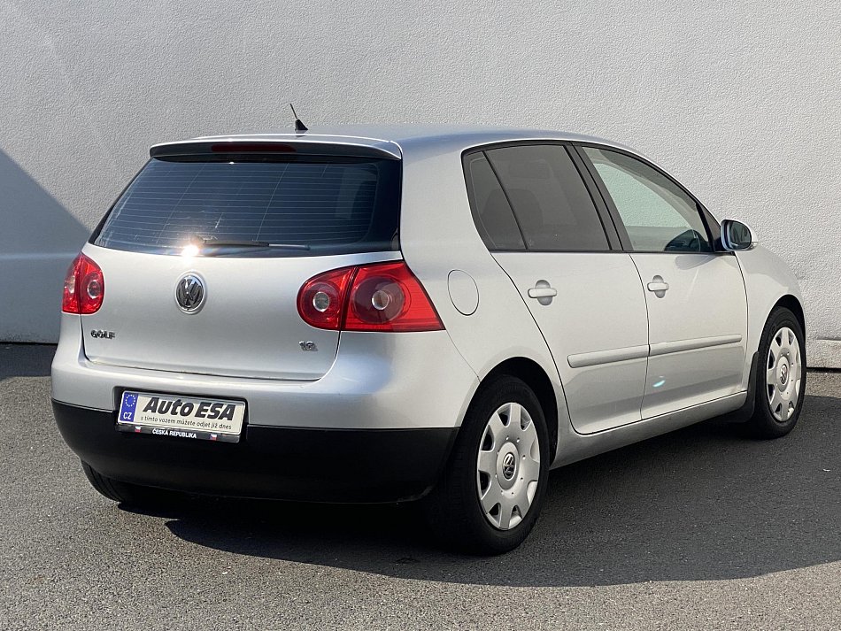 Volkswagen Golf 1.6i 