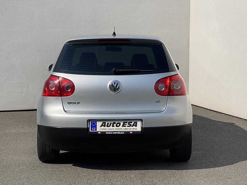 Volkswagen Golf 1.6i 