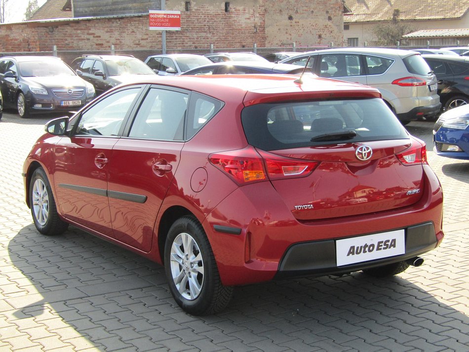 Toyota Auris 1.6VVT-i 