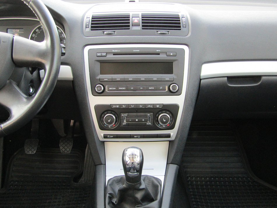 Škoda Octavia II 1.4 TSi Ambiente