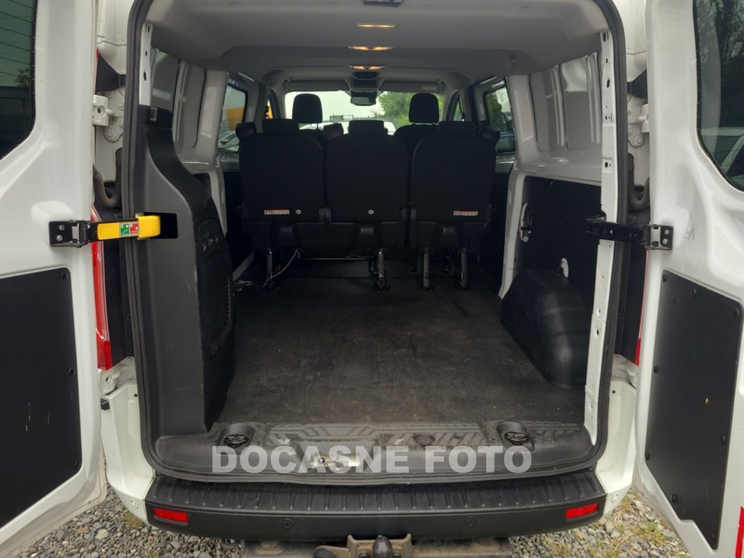 Ford Transit Custom, 2019 - pohled č. 10