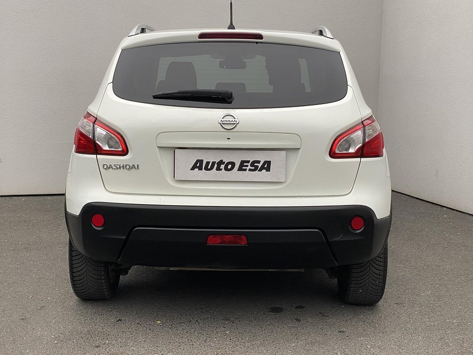 Nissan Qashqai 2.0i Tekna 4X4