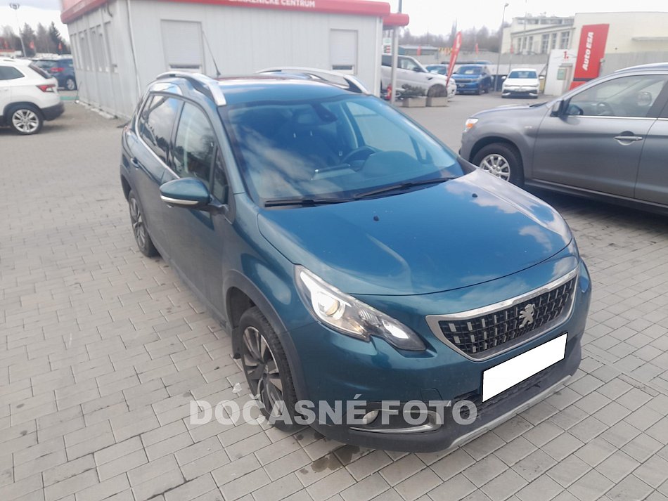 Peugeot 2008 1.2PT 