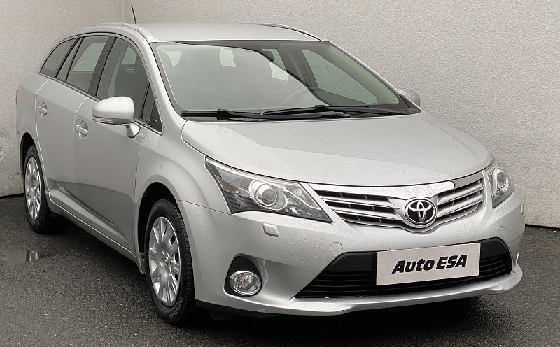 Toyota Avensis 1.8i Sol