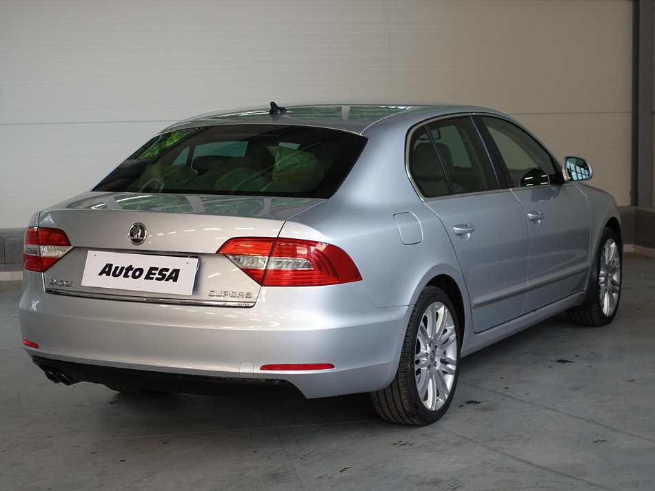 Škoda Superb II 2.0TDI Elegance