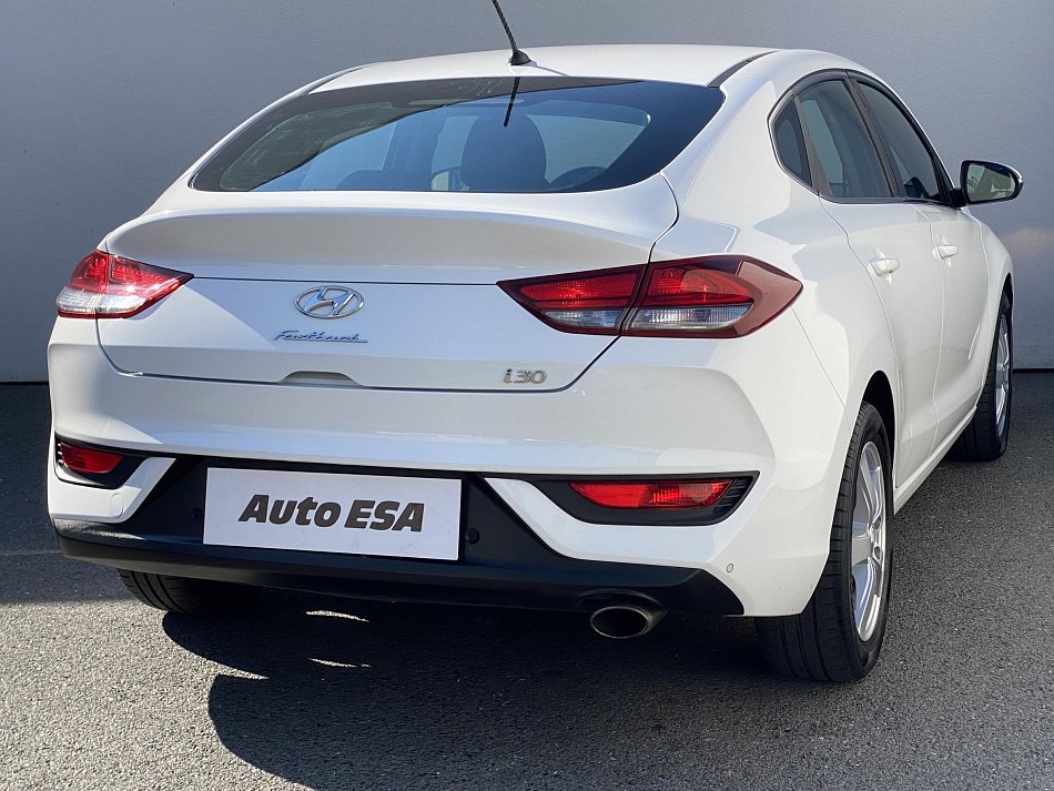 Hyundai I30 1.4t  fastback