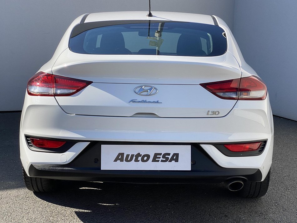 Hyundai I30 1.4t  fastback