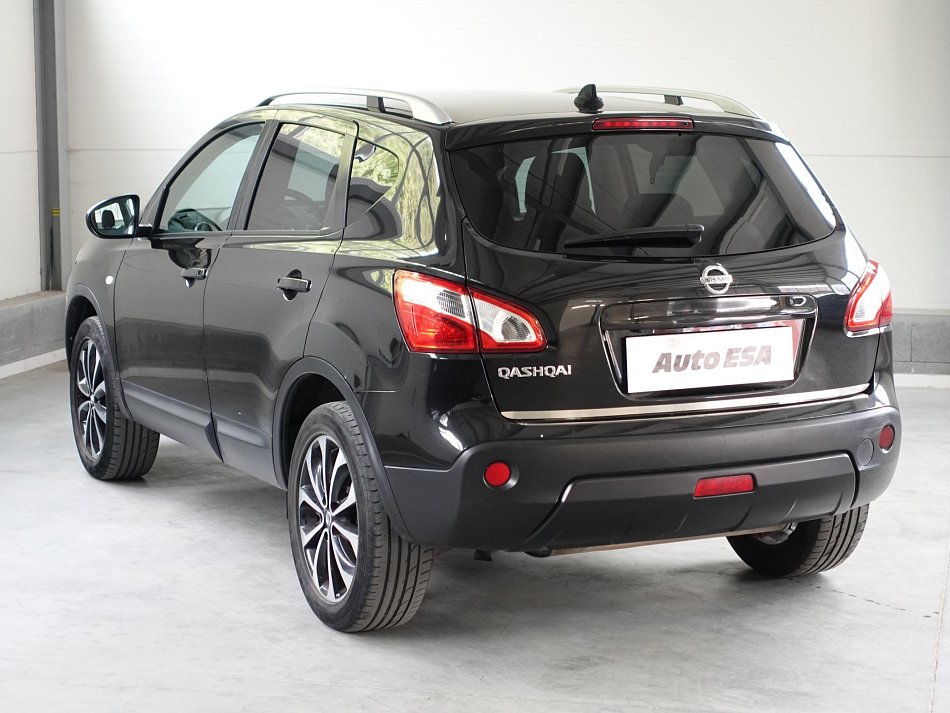 Nissan Qashqai 1.6i 