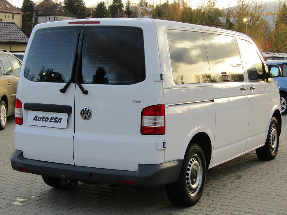 Volkswagen Transporter 2.0TDi  6míst