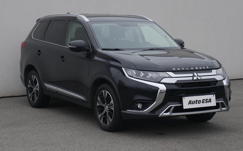 Mitsubishi Outlander 2.0 I 