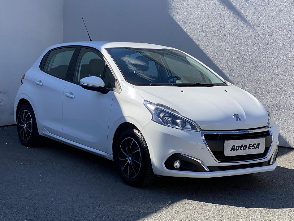 Peugeot 208 1.0 