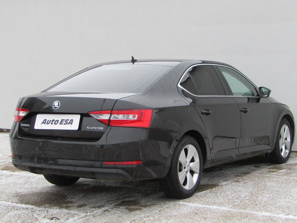 Škoda Superb III 2.0 TDi Ambiente